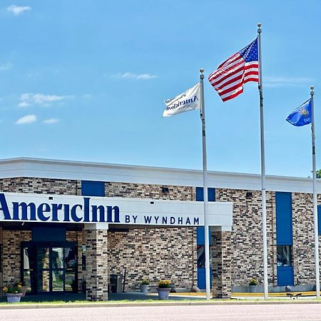 Americinn & Suites By Wyndham Baraboo Event Center Exteriér fotografie
