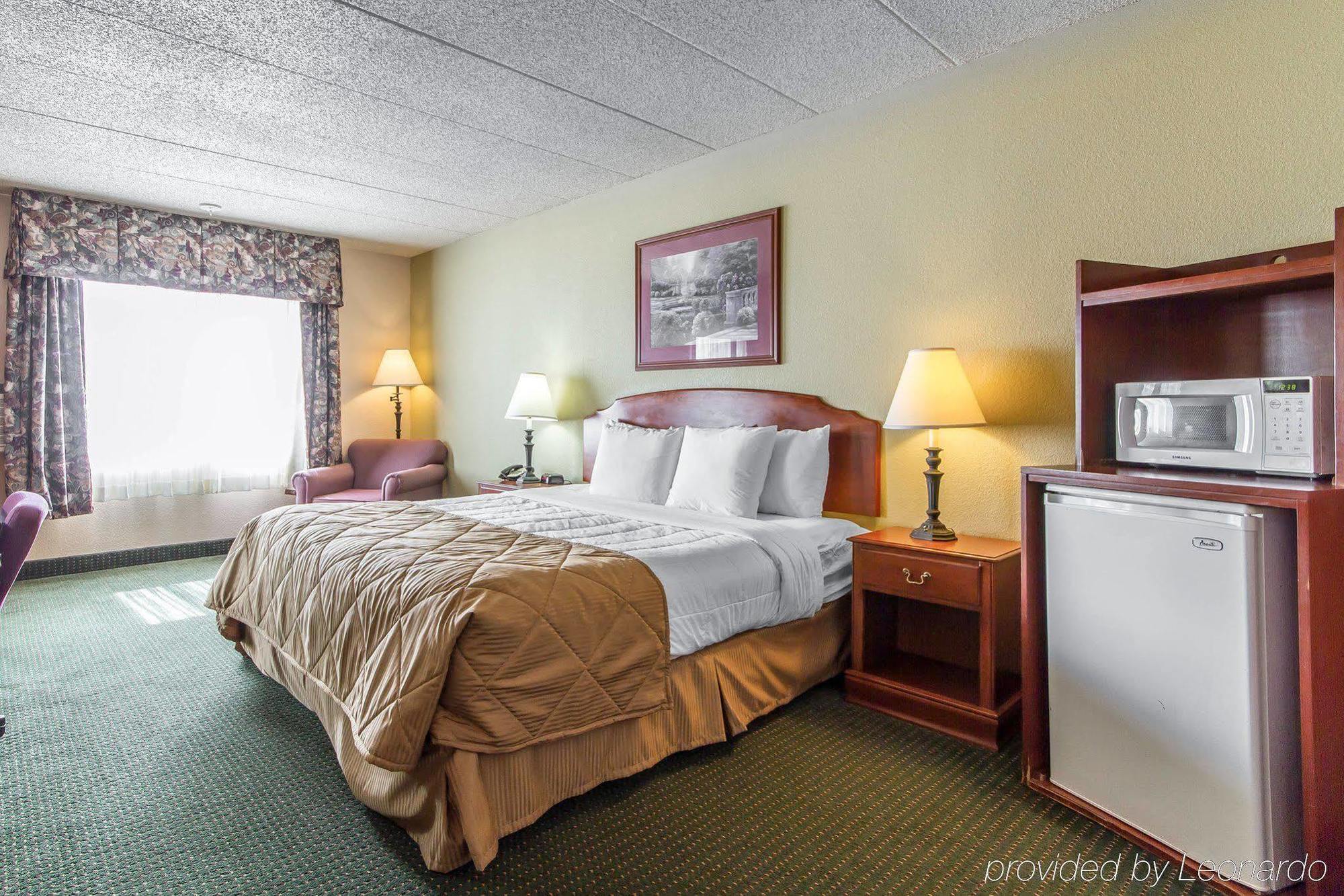 Americinn & Suites By Wyndham Baraboo Event Center Exteriér fotografie